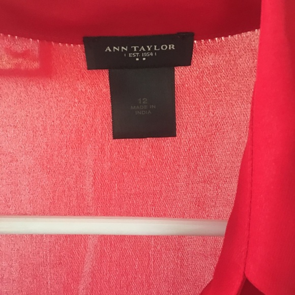 Ann Taylor red button down shirt - Picture 3 of 3